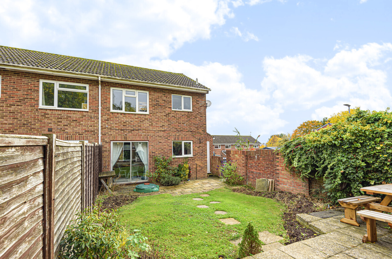 3 bedroom property for sale in Taylor Close, Norton Fitzwarren, Taunton