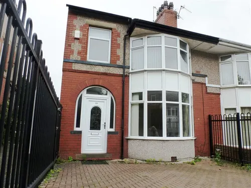 Rothwell Drive, HALIFAXphoto