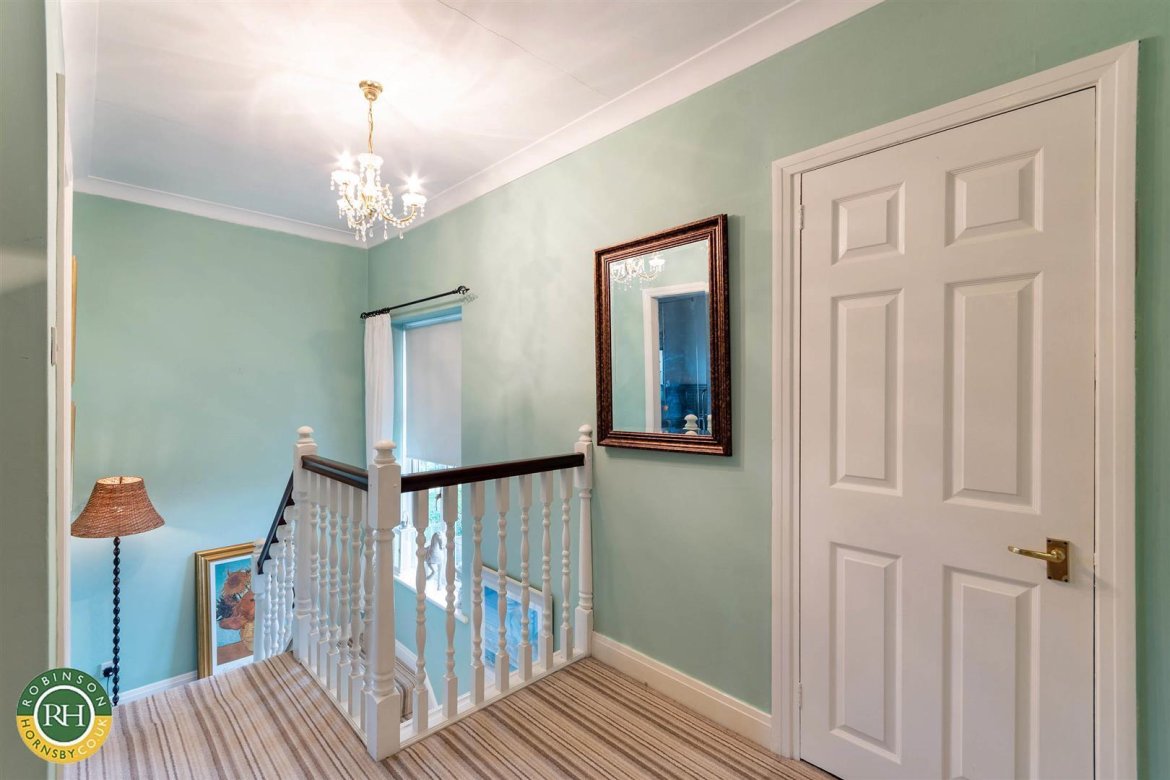 4 bedroom property for sale in Stoops Road, Bessacarr, Doncaster £490,000