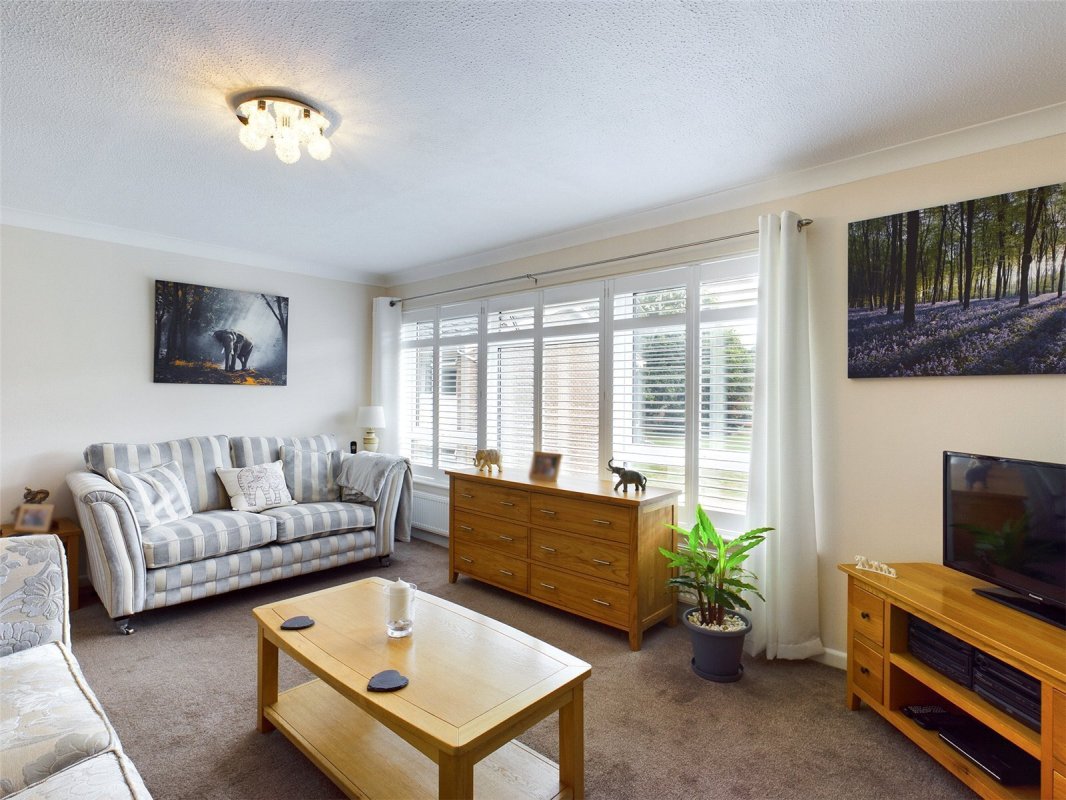 2 bedroom property for sale in Manning Avenue, Highcliffe, Christchurch