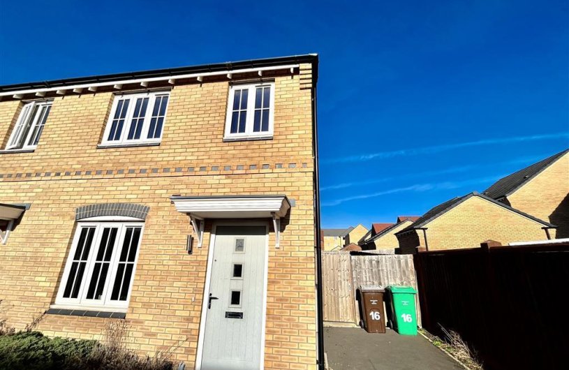 Meridian Close, NOTTINGHAM 3 bedroom house William H Brown