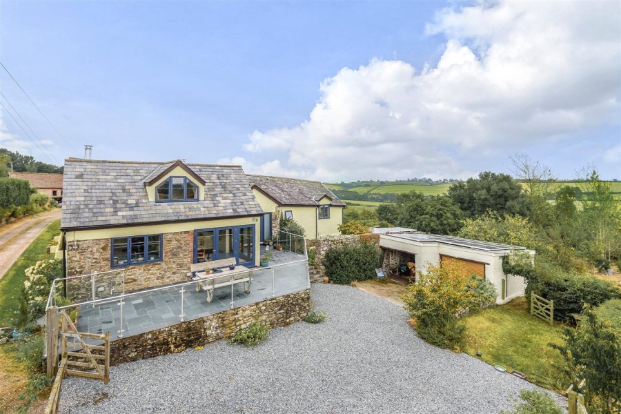 Stags 5 bedroom property for sale in Morchard Crediton