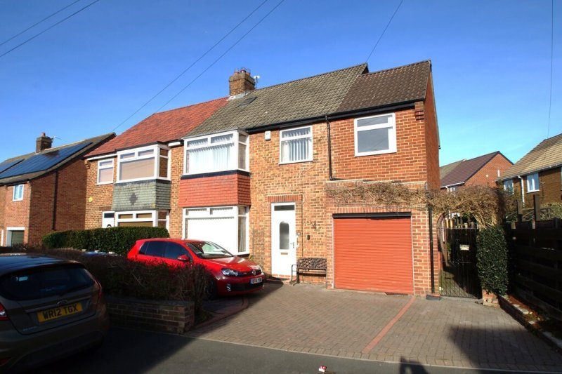3 bedroom property for sale in St Aidans Crescent, Crossgate Moor
