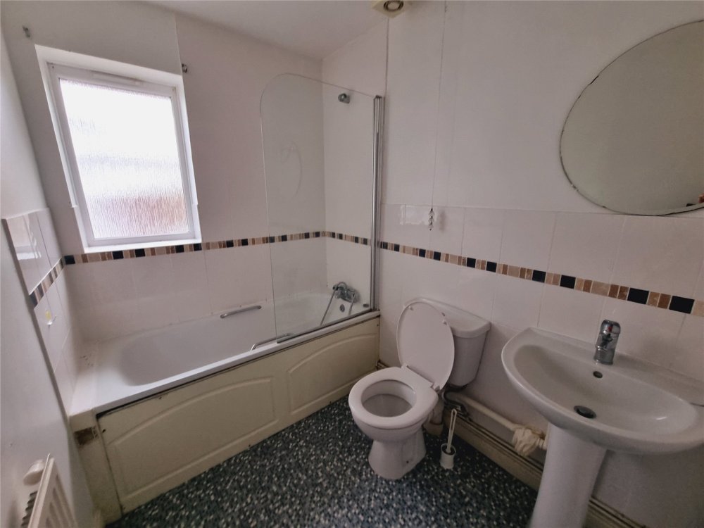 2 bedroom property for sale in Heathfield Crescent, Kidderminster, Worcestershire, DY11 Offers