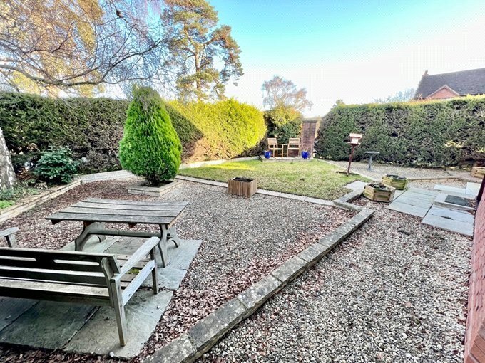 4 bedroom property for sale in Astley Gardens, Astley, StourportOn