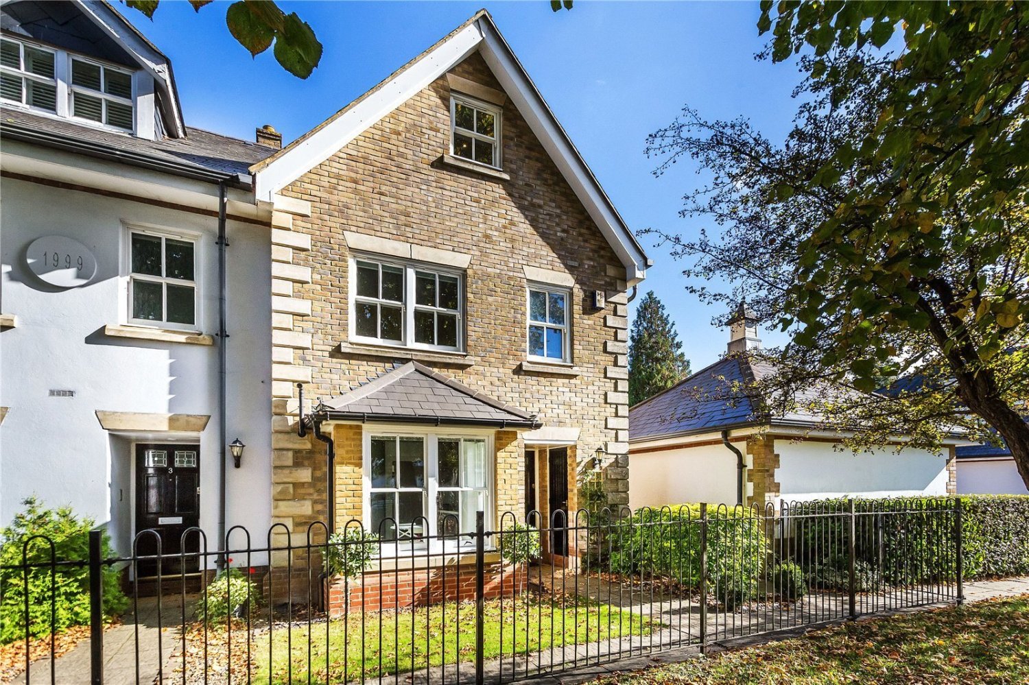 JacksonStops 5 bedroom property for sale in Burlington Place, Reigate, Surrey, RH2 Guide