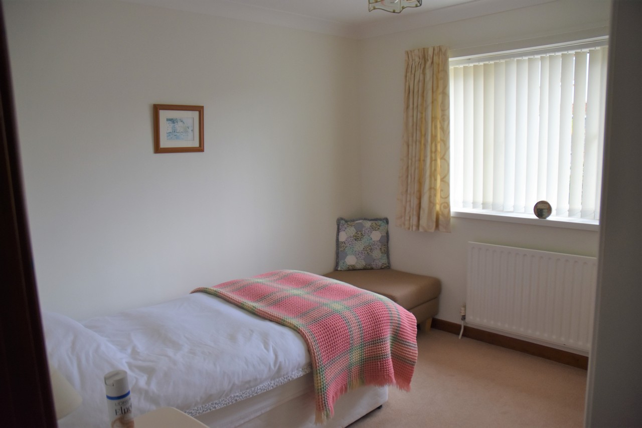 3 bedroom property for sale in Hafanfach, 24 Brynderi Close, Newcastle