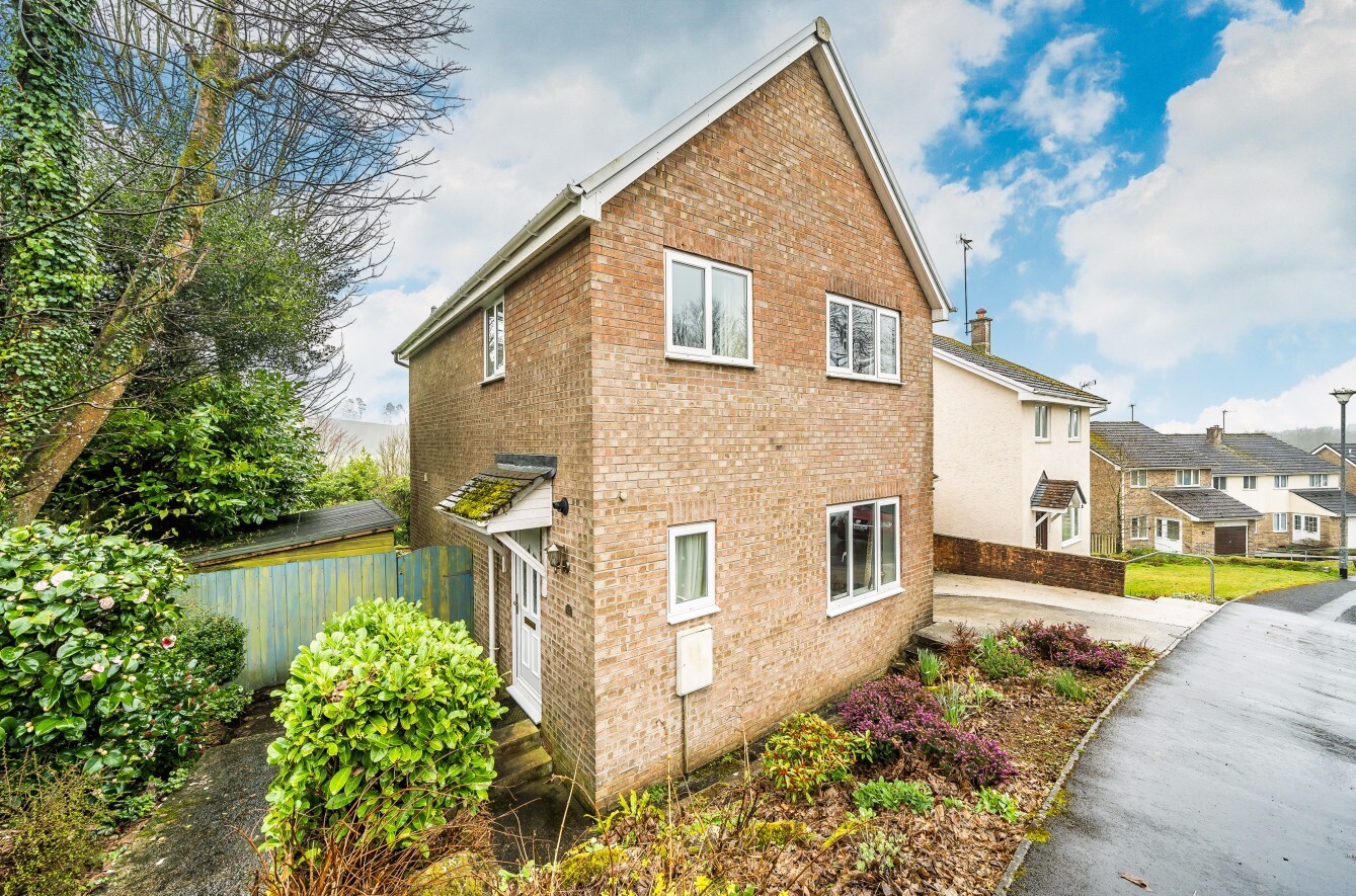 4 bedroom property for sale in Trevanion Road, Liskeard, Cornwall, PL14