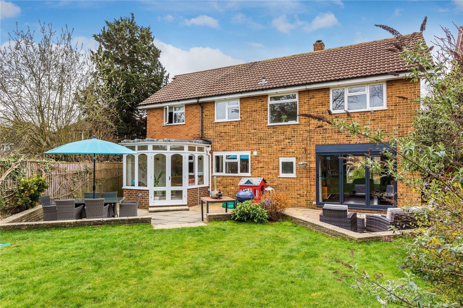 JacksonStops 5 bedroom property for sale in Beaufort Close, Reigate