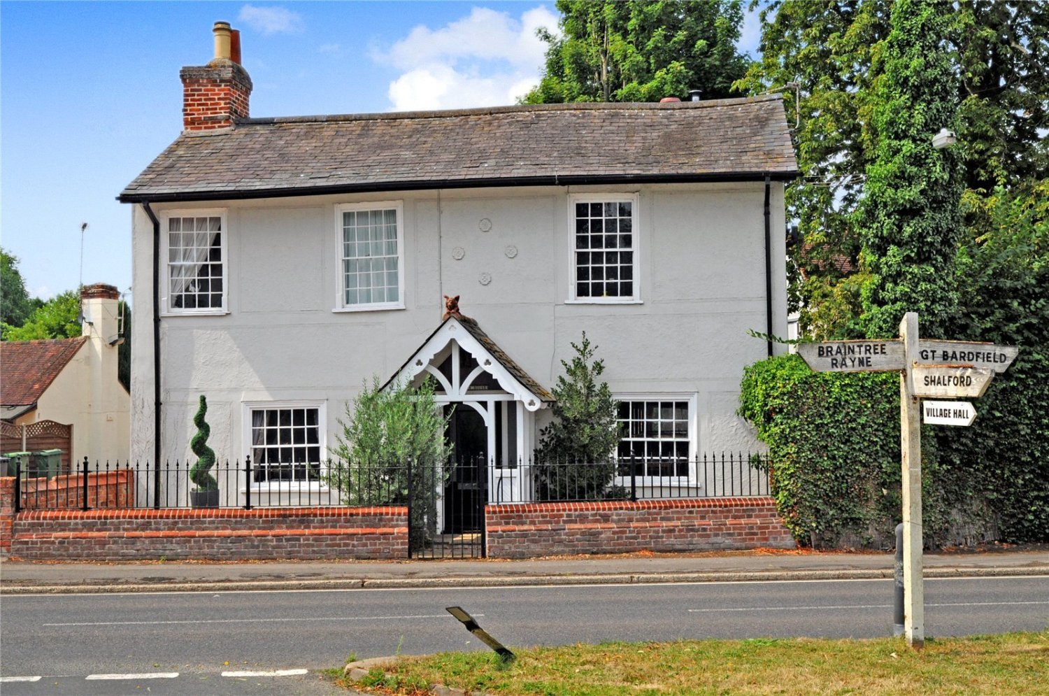 JacksonStops 4 bedroom property for sale in The Street, Great Saling, Braintree, CM7 Guide