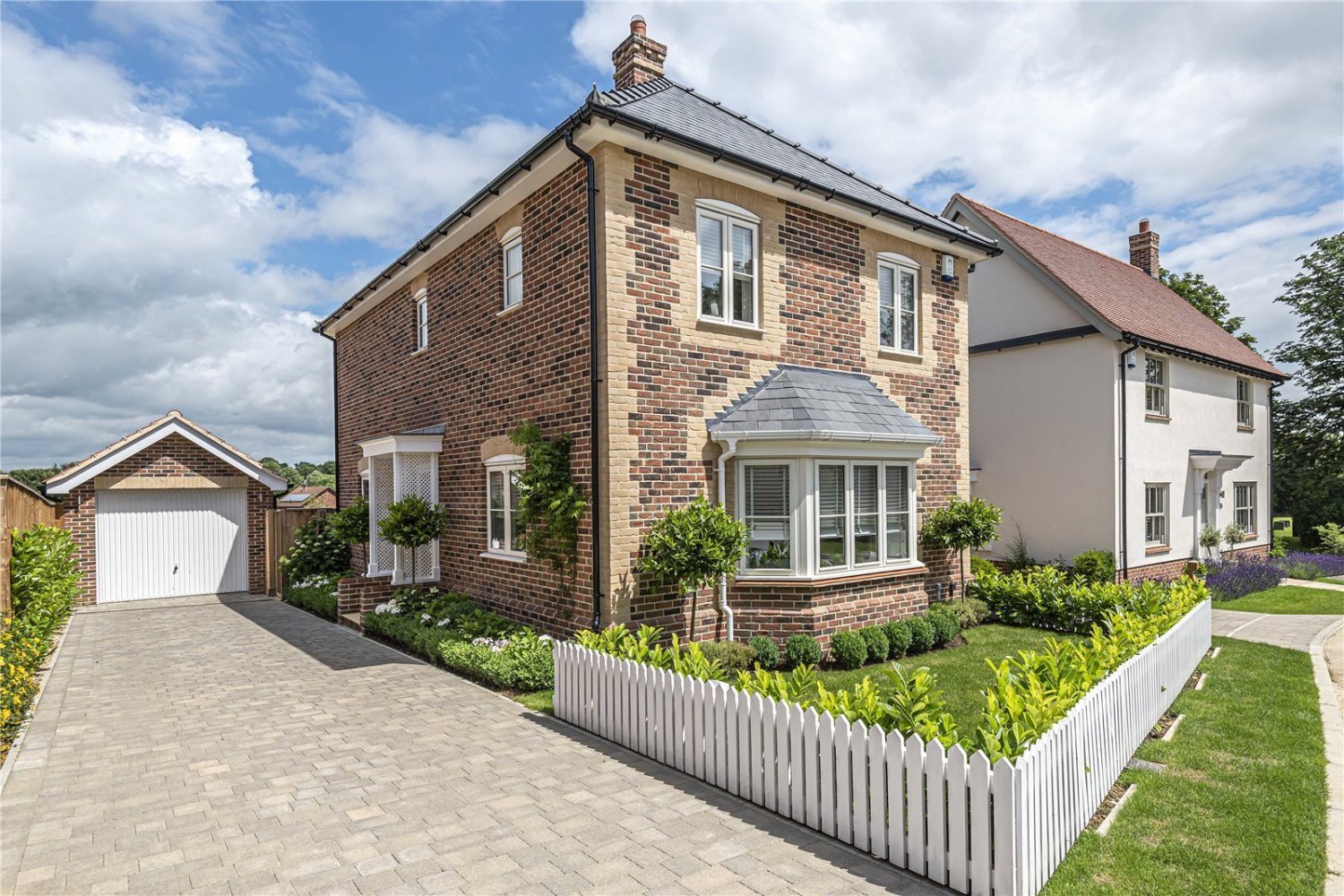 JacksonStops 3 bedroom property for sale in The Meadows