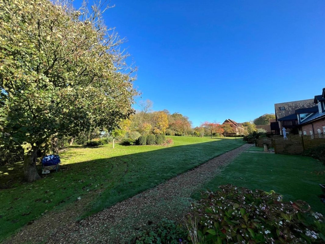 2 bedroom property for sale in Home Farm, Iwerne Minster, Blandford