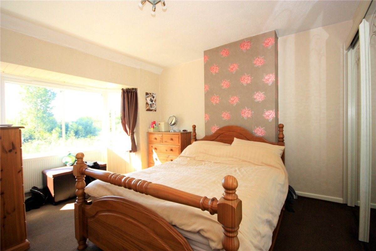 3 bedroom property for sale in Chalton Crescent, Leigh Park, Havant