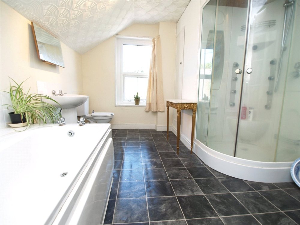 property for sale in Wellington Road, Llandrindod Wells, Powys, LD1