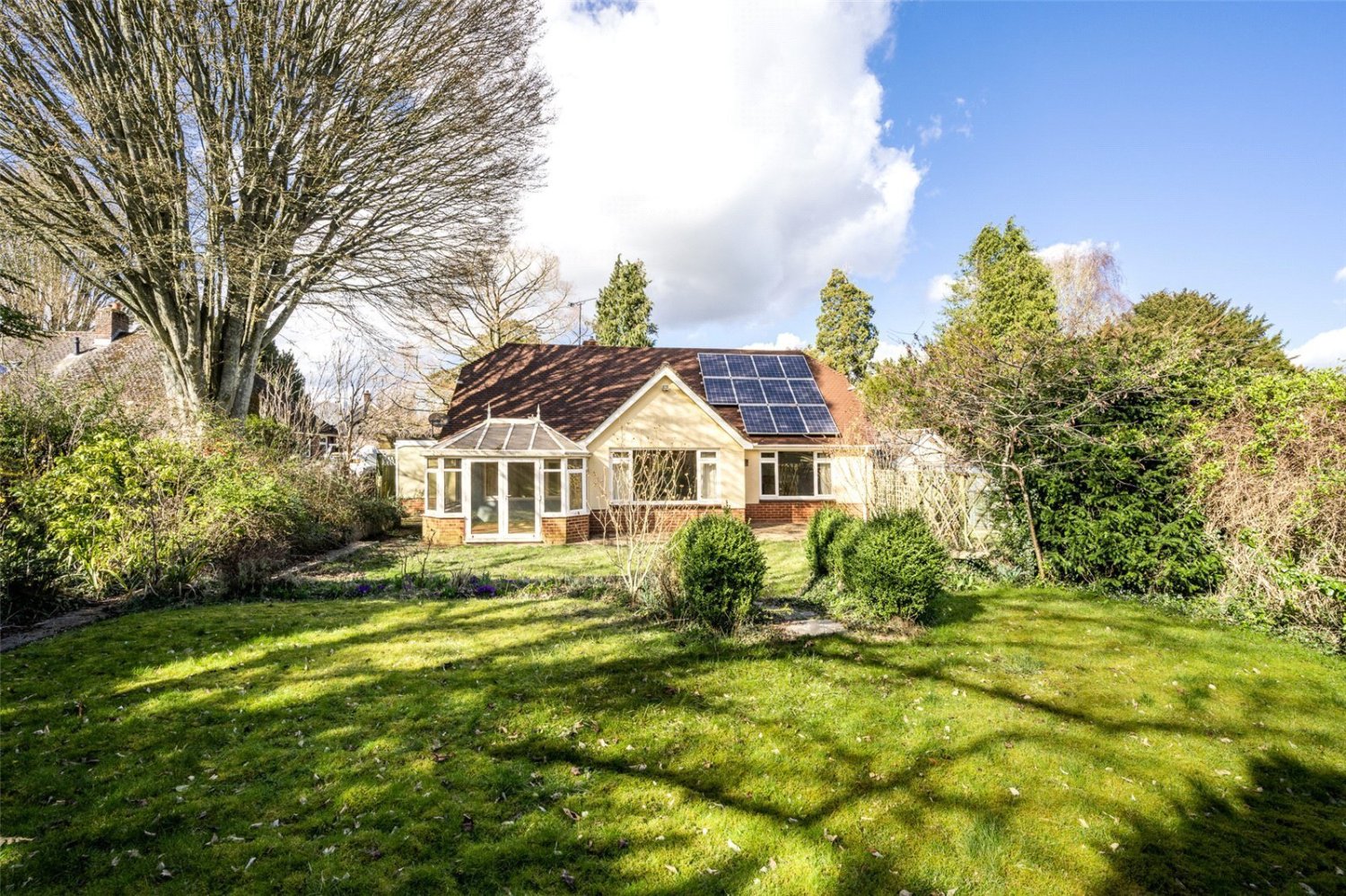 JacksonStops 4 bedroom property for sale in Charlton Manor, Charlton