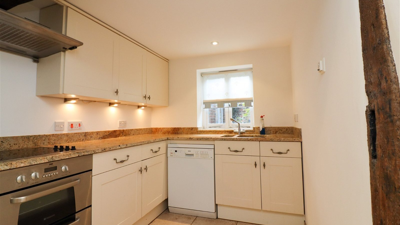 2 bedroom property for sale in The Old Bakery, Broad Street, Alresford
