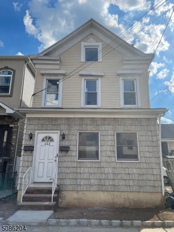 452 E Jersey St, Elizabeth, NJ 07206