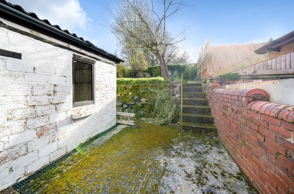 3 bedroom property for sale in Howey, Llandrindod Wells, LD1 Guide price £140,000