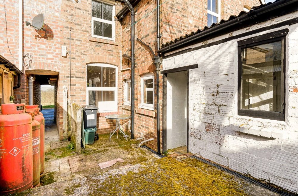 3 bedroom property for sale in Howey, Llandrindod Wells, LD1 Guide