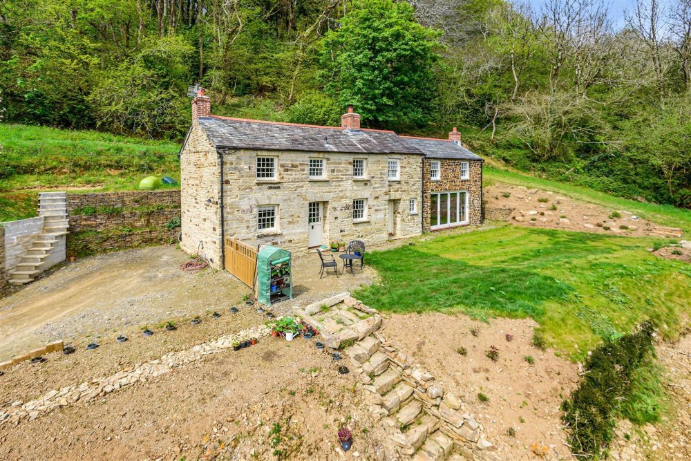 Stags 3 bedroom property for sale in Washaway, Bodmin