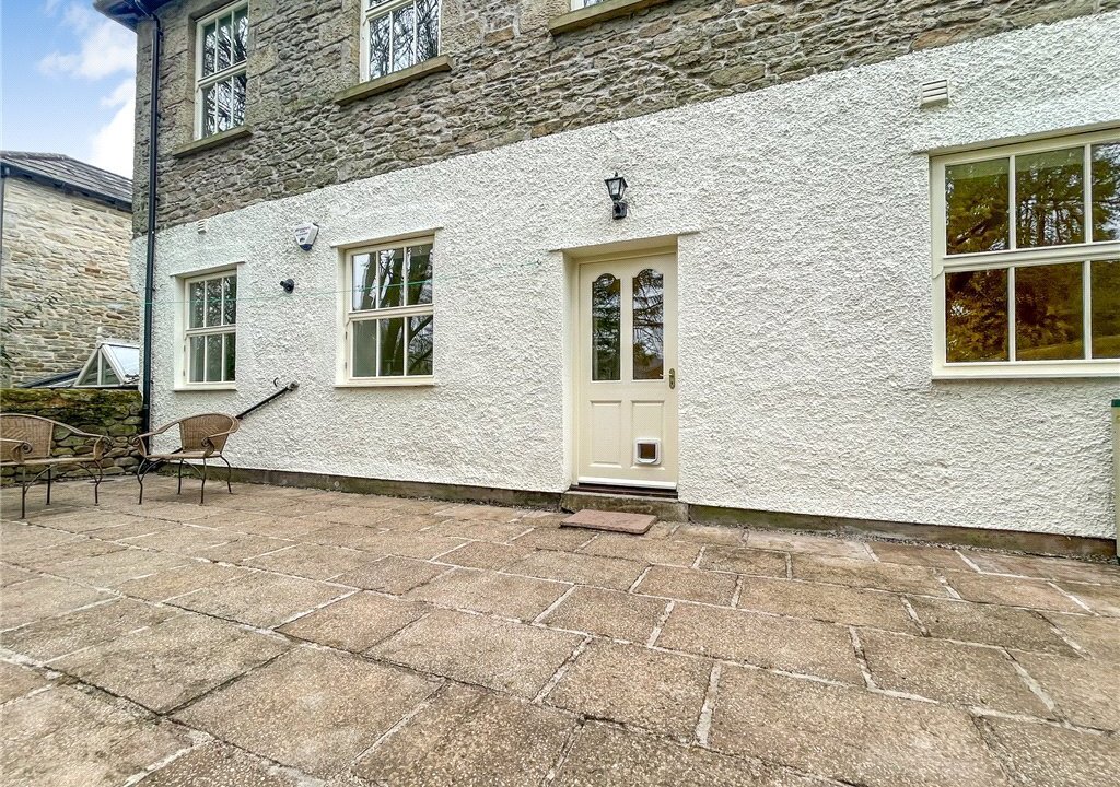2 bedroom property for sale in Raines Road, Giggleswick, Settle, BD24