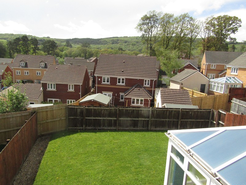 4 bedroom property for sale in Parc Gilbertson, Gelligron, Pontardawe