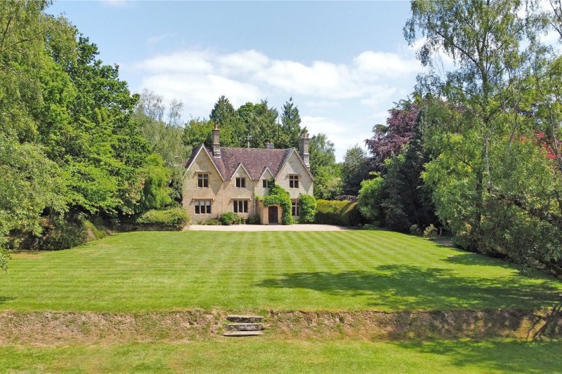 8 bedroom property for sale in Bolney, West Sussex Guide price £1,950,000
