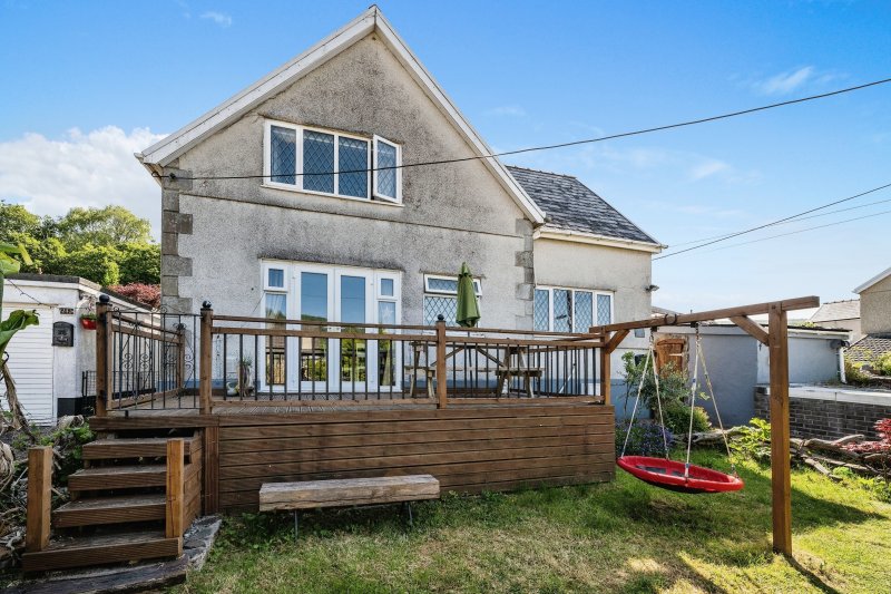 3 bedroom property for sale in Fforest Hill, Aberdulais, Neath, Neath