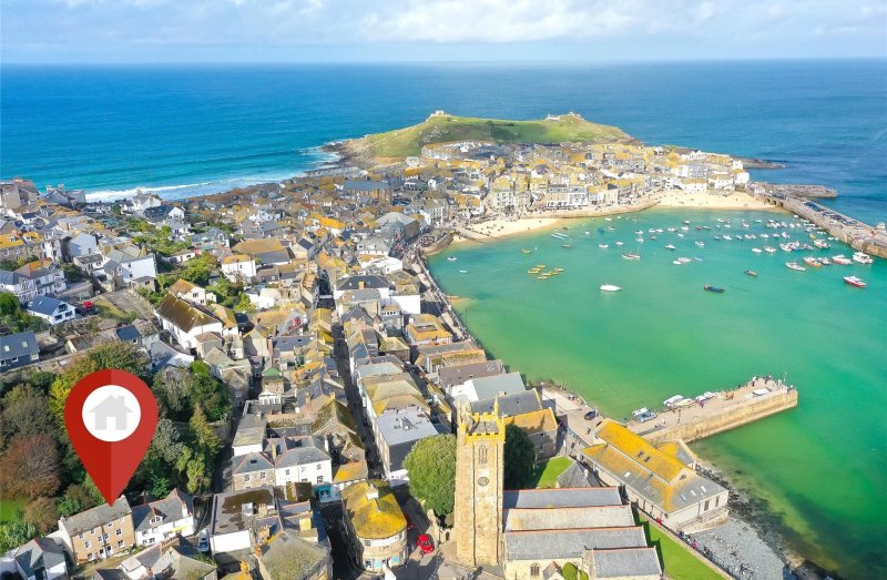 2 bedroom property for sale in Wills Lane, St. Ives, TR26 Guide price