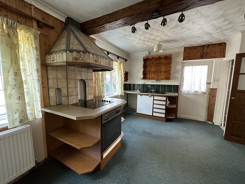 3 bedroom property for sale in Henneuadd Road, Abercrave, Swansea. £