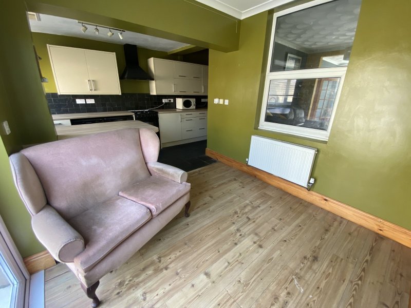 3 bedroom property for sale in Stratford Road, Milford Haven