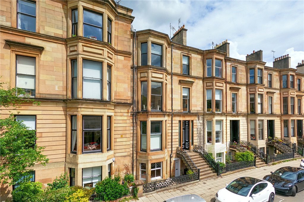 2 bedroom apartment for sale in Dowanside Road, Dowanhill, Glasgow, G12
