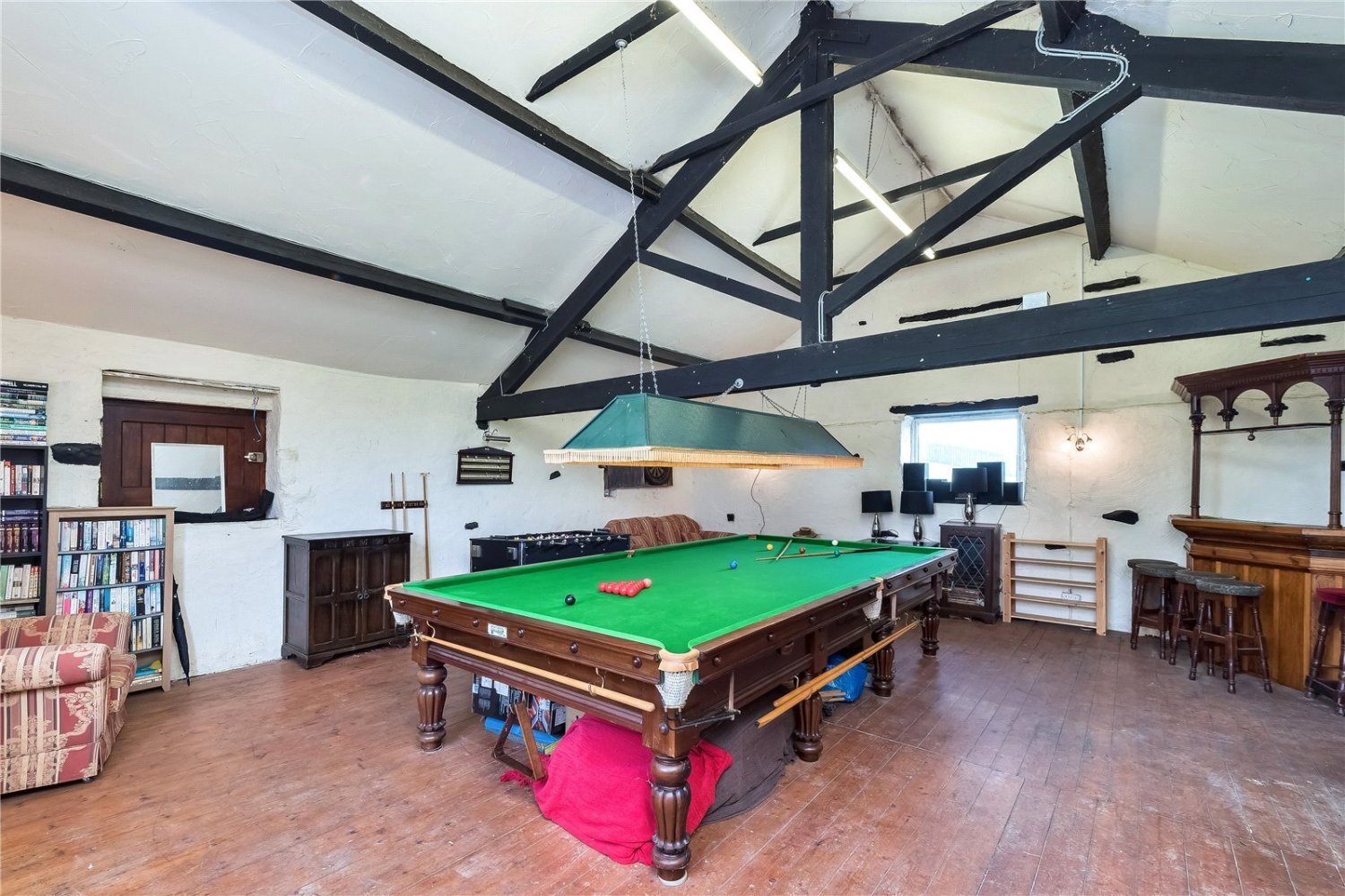 JacksonStops 4 bedroom property for sale in Schoolfold Lane