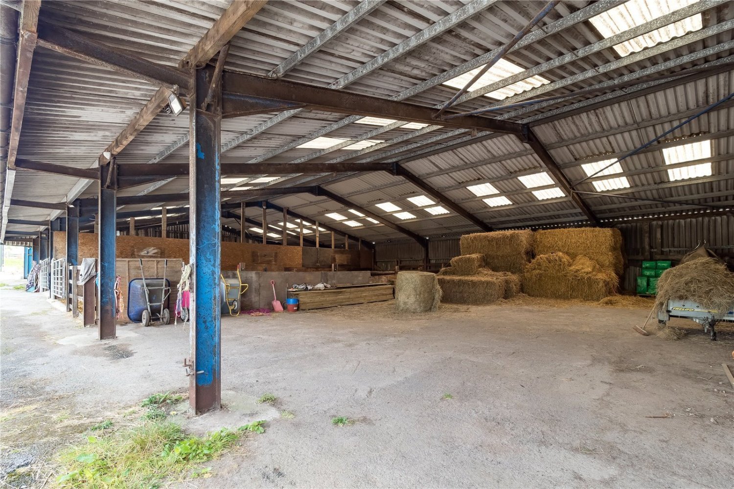 JacksonStops 4 bedroom property for sale in Schoolfold Lane