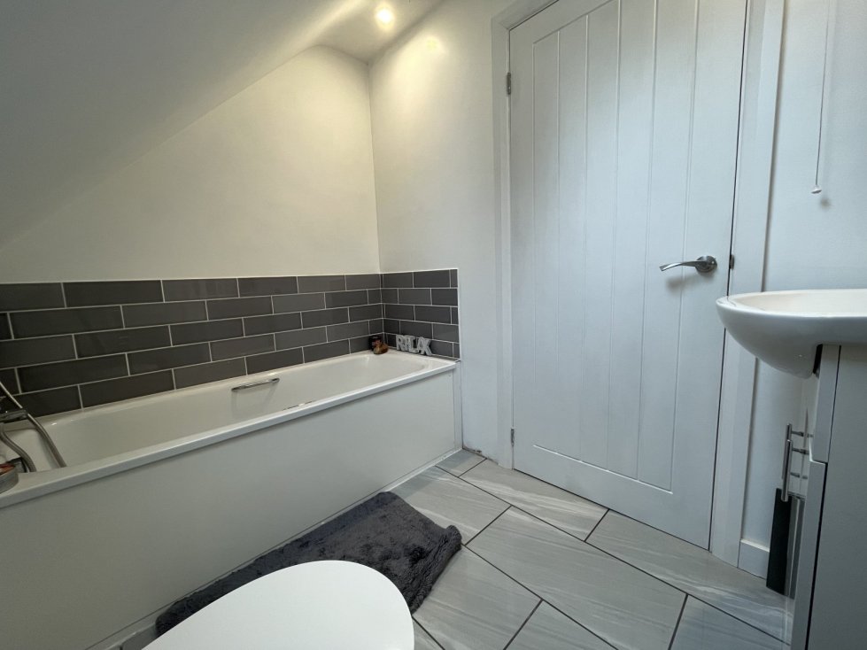 3 bedroom property for sale in Castle High, Haverfordwest