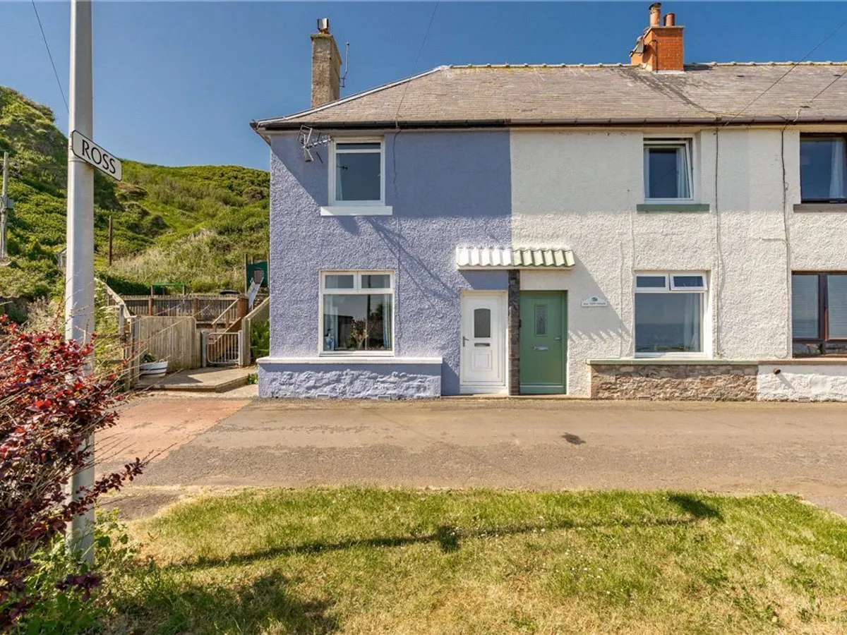 2 bedroom house for sale in Cowdrait, Burnmouth, Eyemouth, TD14