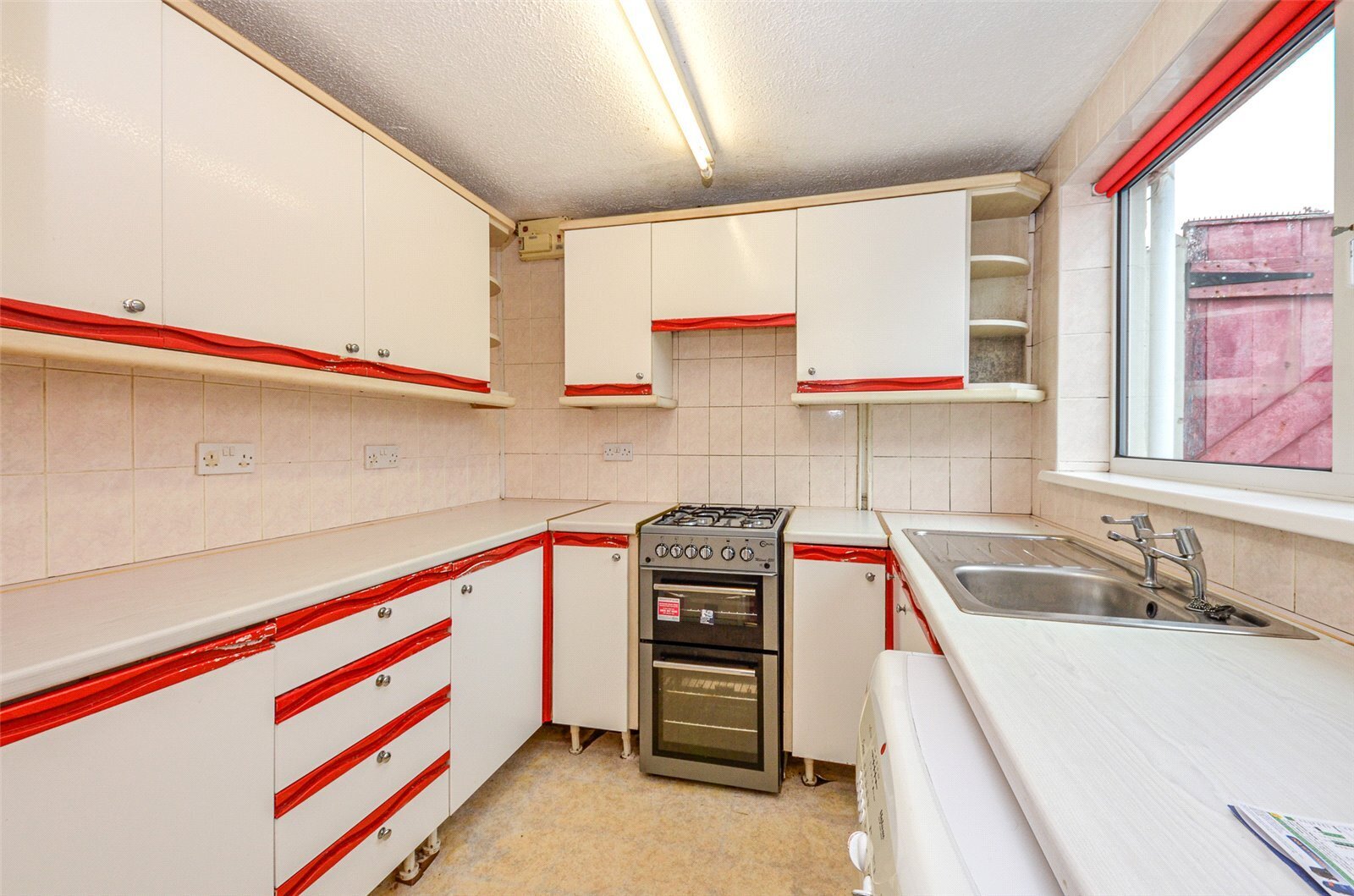 3 bedroom property for sale in Tan Y Bryn, Valley, Holyhead, LL65 £