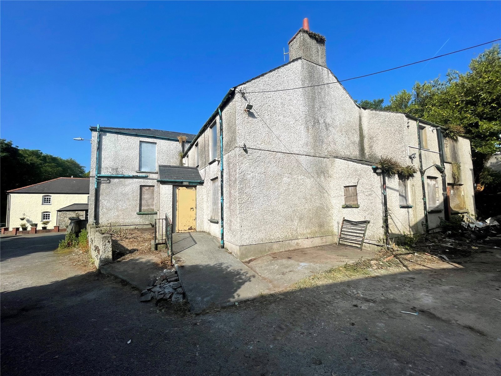 property for sale in Glanrafon, Amlwch, Isle of Anglesey, LL68 £100,000