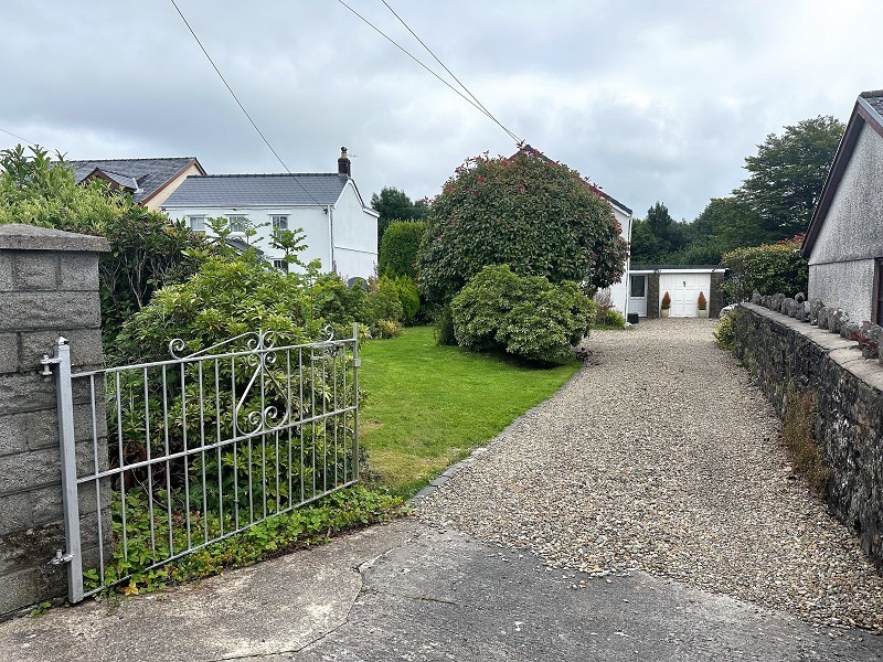 4 bedroom property for sale in Tan Y Waun, Penrhos, Ystradgynlais