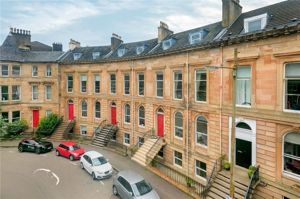 3 bedroom apartment for sale in Wilton Street, North Kelvinside