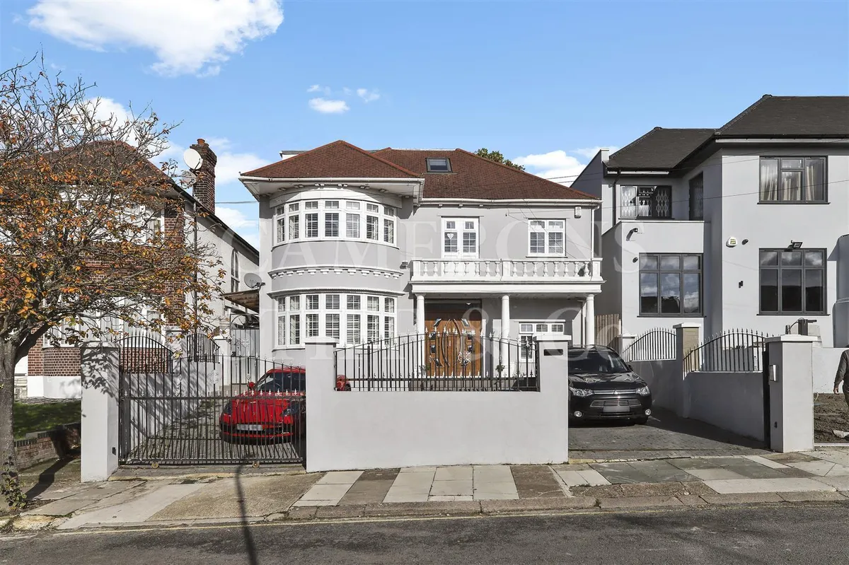 Alexander Avenue, London NW10