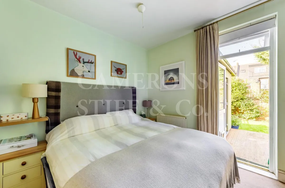 Cornwall Gardens, London, NW10
