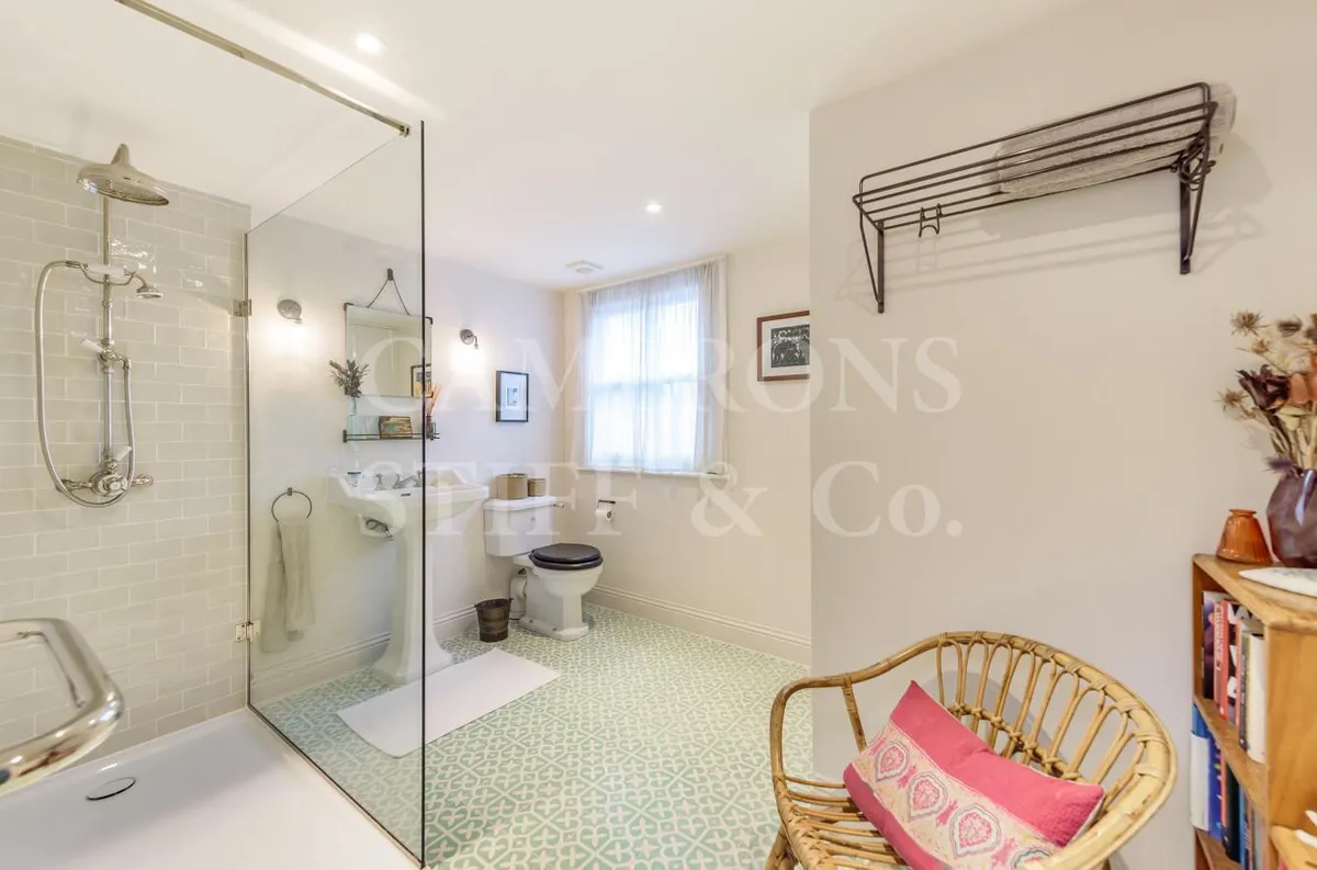 Dundonald Road, London, NW10