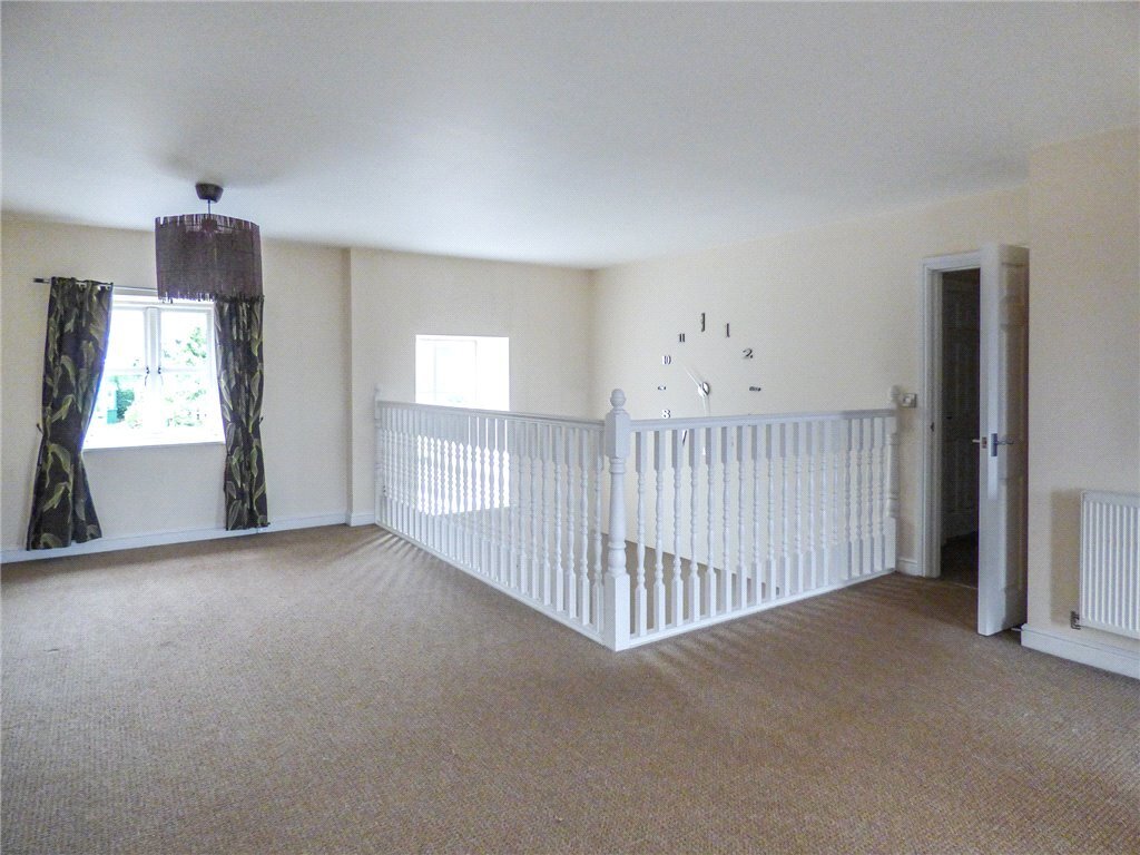 3 bedroom property for sale in Stockbridge Wharf, Riddlesden, Keighley