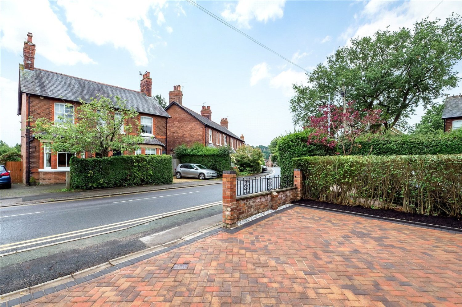 JacksonStops 3 bedroom property for sale in Heyes Lane, Alderley