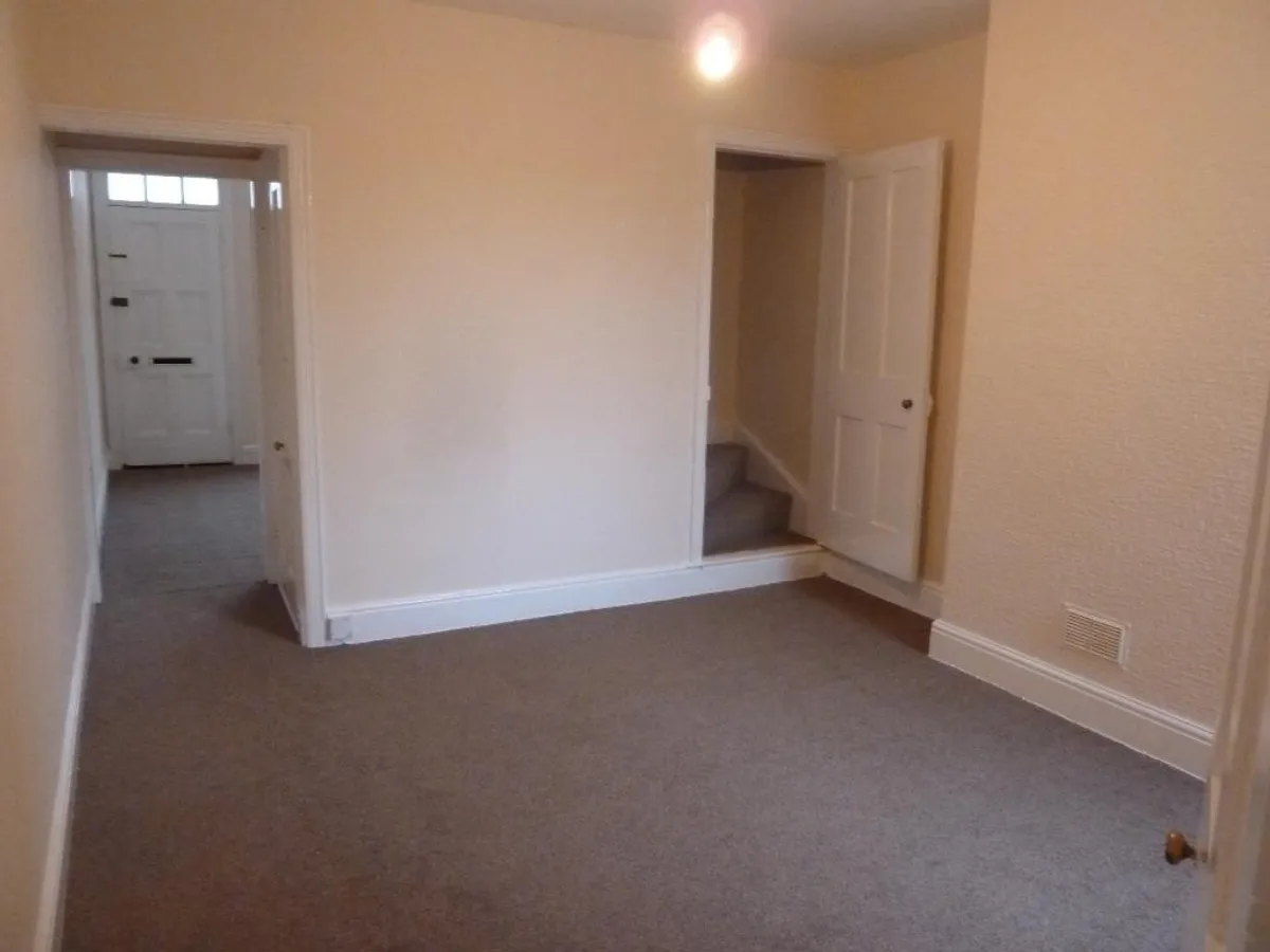 FERNIE AVENUE, MELTON MOWBRAY