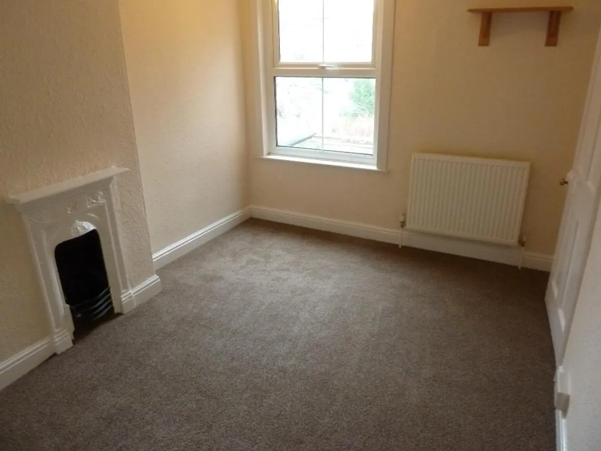FERNIE AVENUE, MELTON MOWBRAY