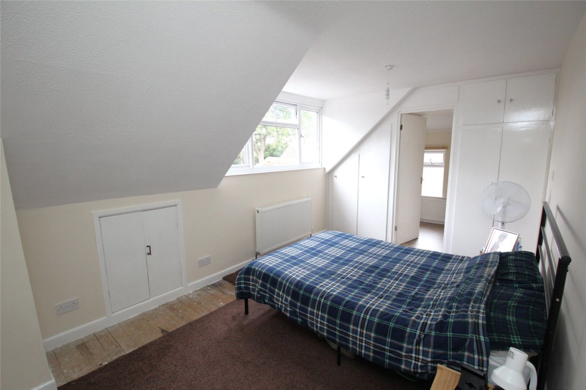 4 bedroom property for sale in Jonathan Road, Fareham, Hampshire, PO15 Guide price £450,000