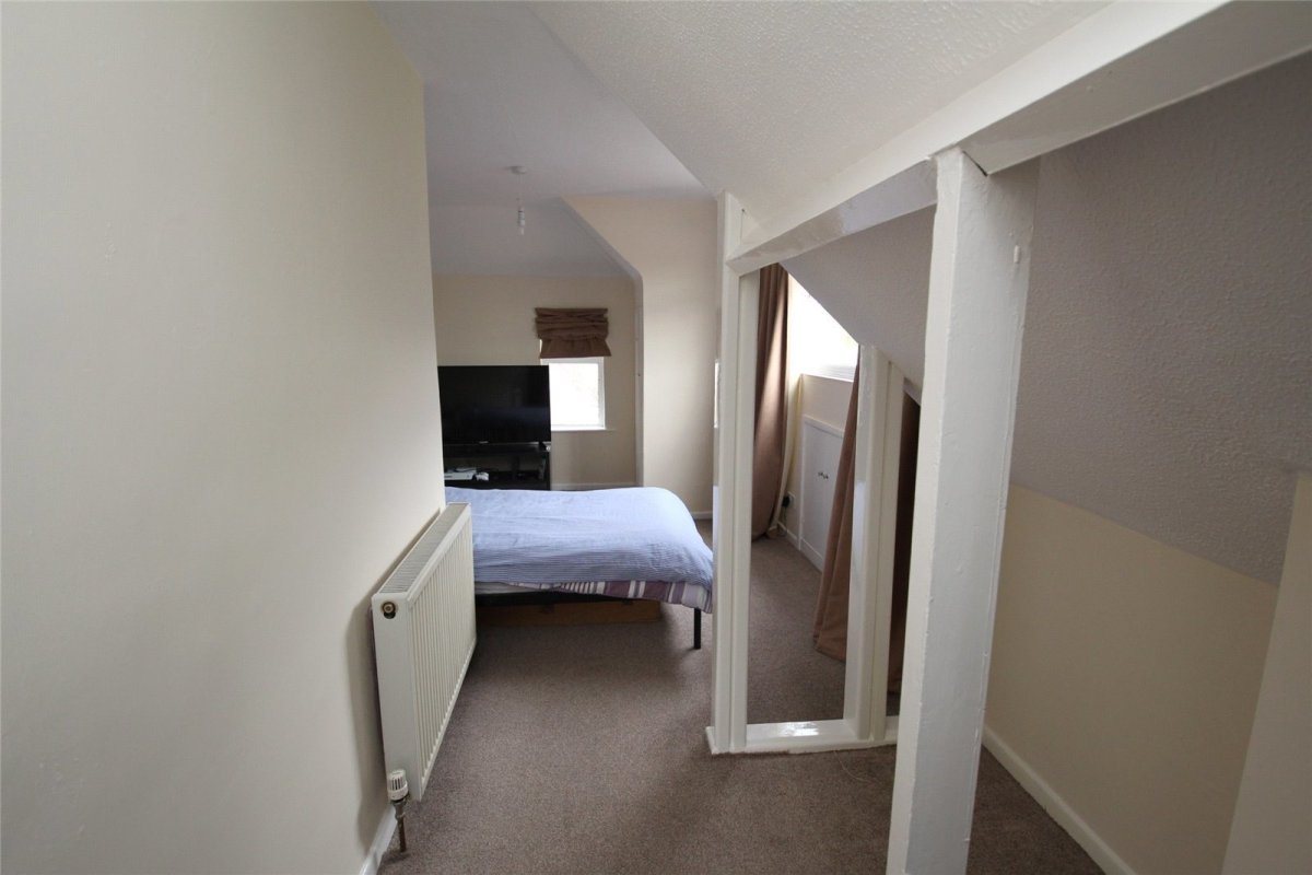 4 bedroom property for sale in Jonathan Road, Fareham, Hampshire, PO15 Guide price £450,000