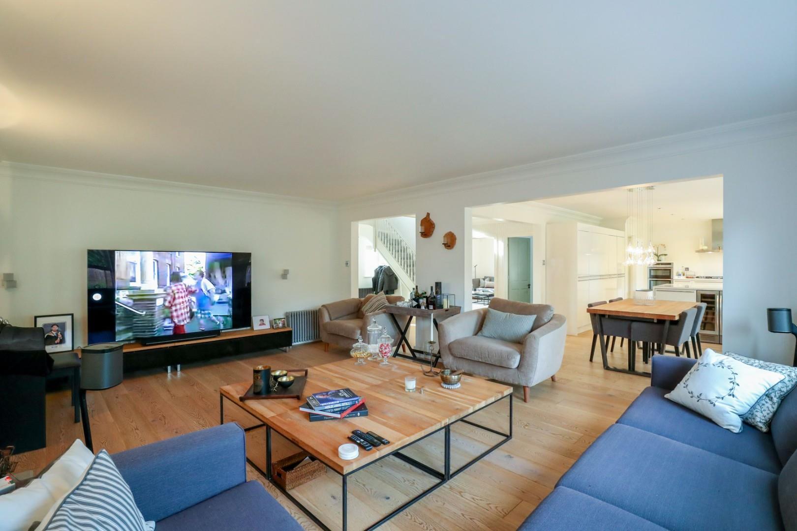 Turnberry Lane, Collingtree, Northampton Image 4